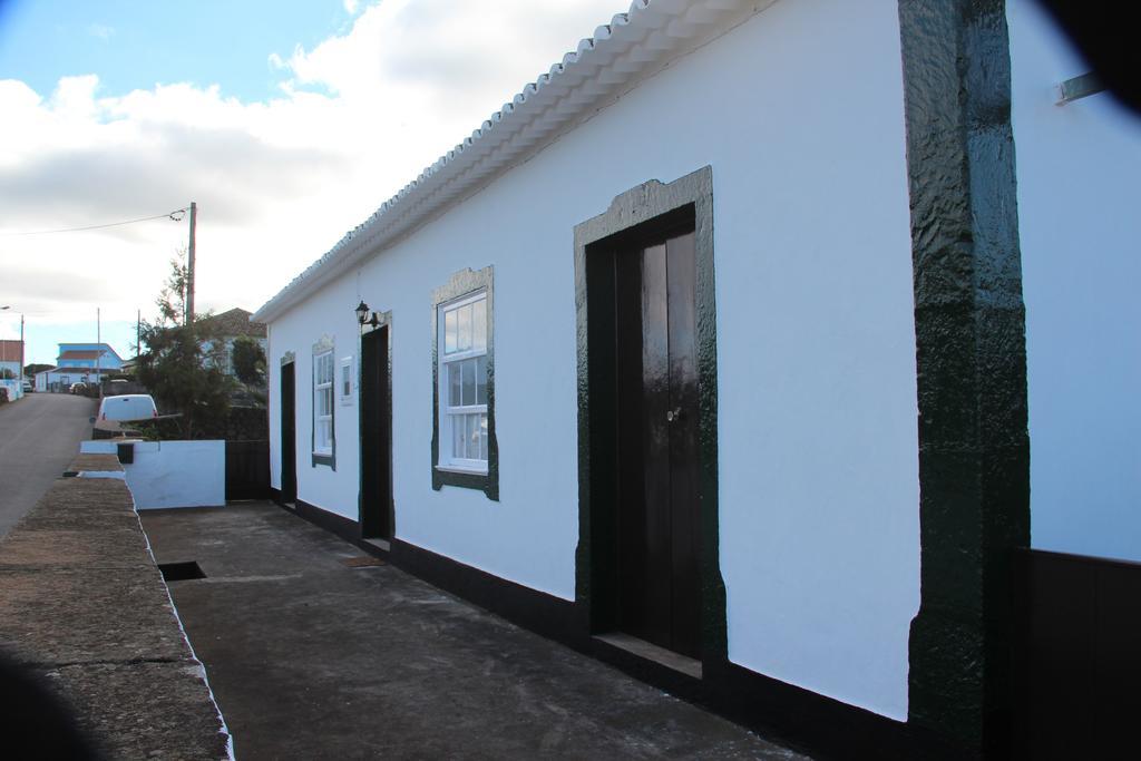 Casa Do Sr. Alberto Villa Praia da Vitoria Exterior photo